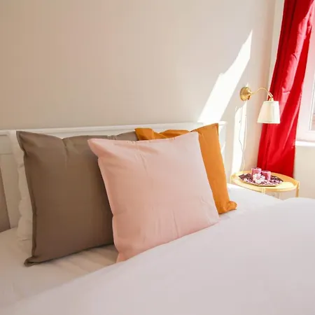 Centre- And Bright Equipped * Λιλ