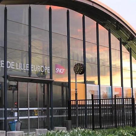 Apartment Centre- And Bright Equipped Lille