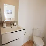 Centre- Nice&bright Equipped